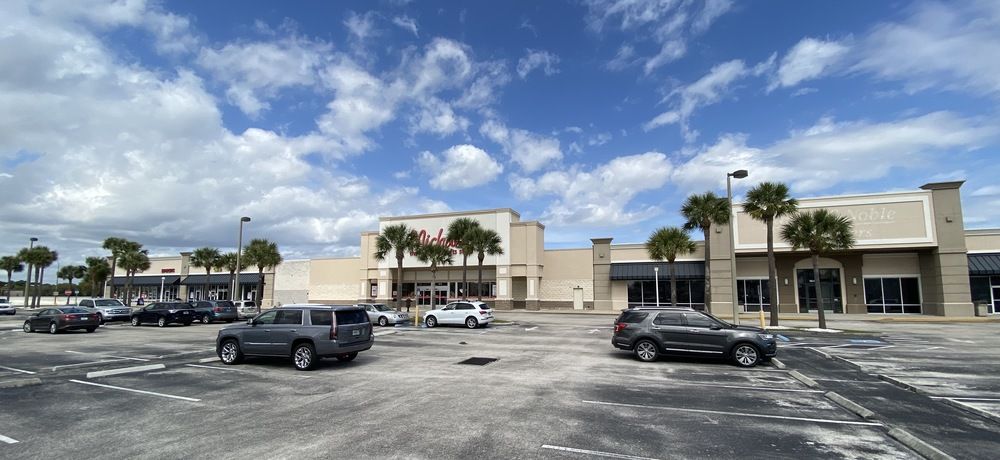 Sabal Pointe Plaza: 780 E Merritt Island Cswy, Merritt Island, FL 32952